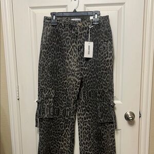 NWT Disclosure Leopard Print Cargo Pants